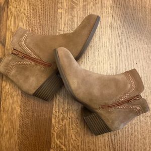 Clarks booties